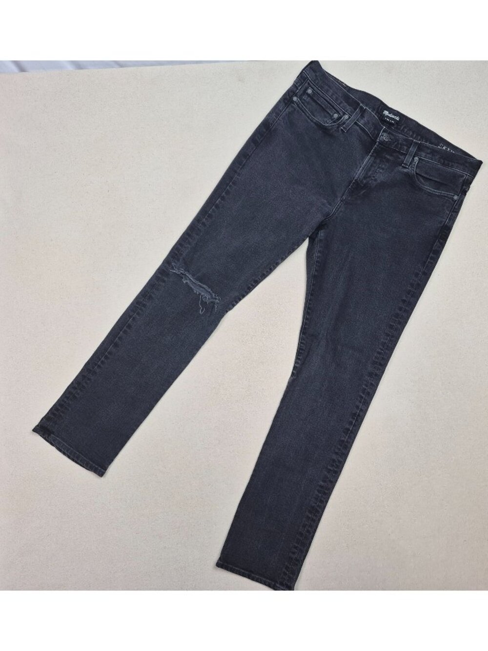Madewell Women's Distressed Straight Leg Light Was Black Skinny Jeans Sz 34/32